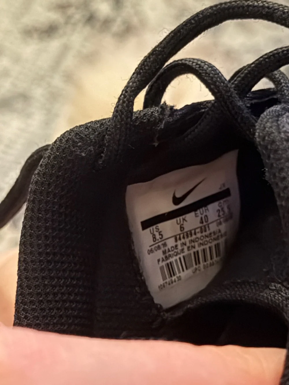 Nice Roshe running shoes - Picture 5 of 7